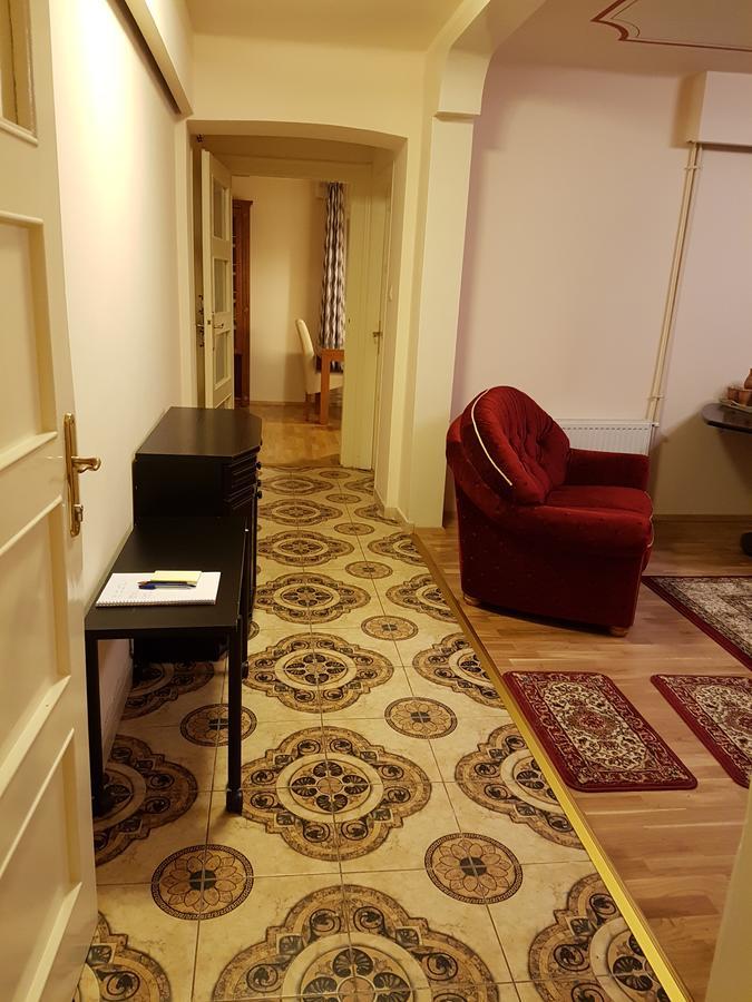 Palma Villa In City Park Budapest - Semi Suteren Luaran gambar